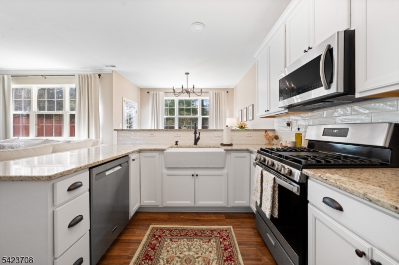 Montgomery Walk - Residential