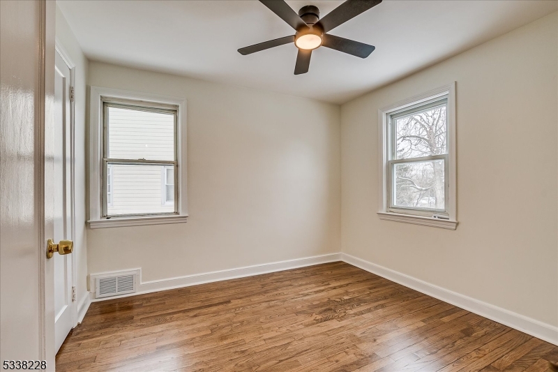 Edison Twp., New Jersey 08837, United States, 2 Bedrooms Bedrooms, ,1 BathroomBathrooms,Residential,Pending,4791