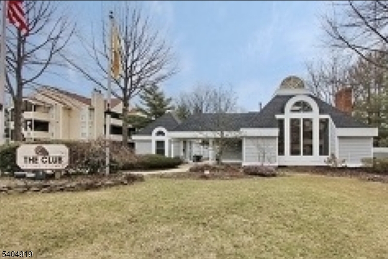 The Pointe - Residential