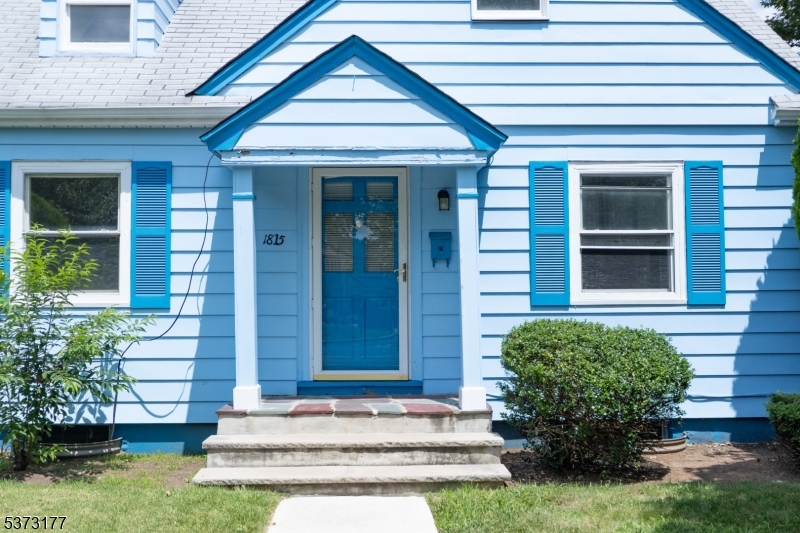 Union Twp., New Jersey 07083, United States, 4 Bedrooms Bedrooms, ,1 BathroomBathrooms,Residential,Active,176818