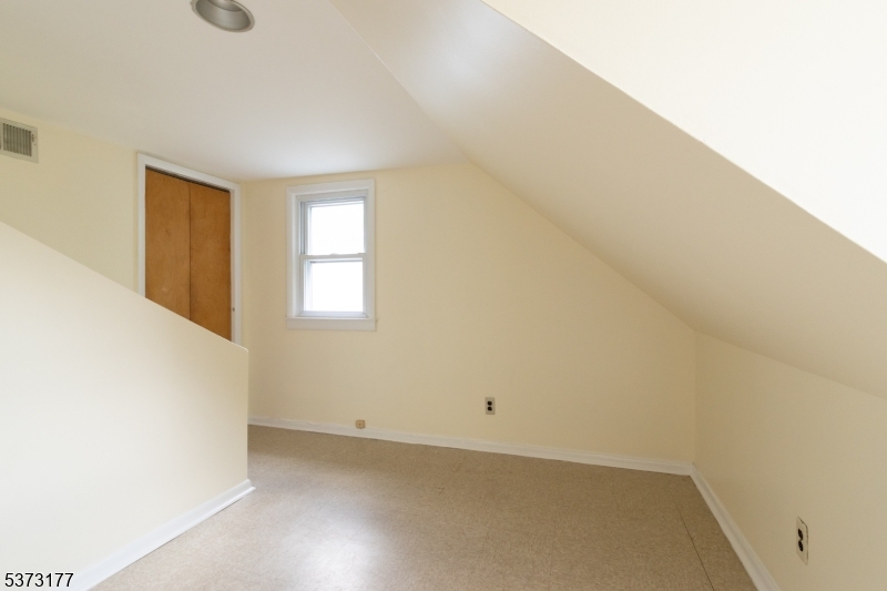 Union Twp., New Jersey 07083, United States, 4 Bedrooms Bedrooms, ,1 BathroomBathrooms,Residential,Active,176818