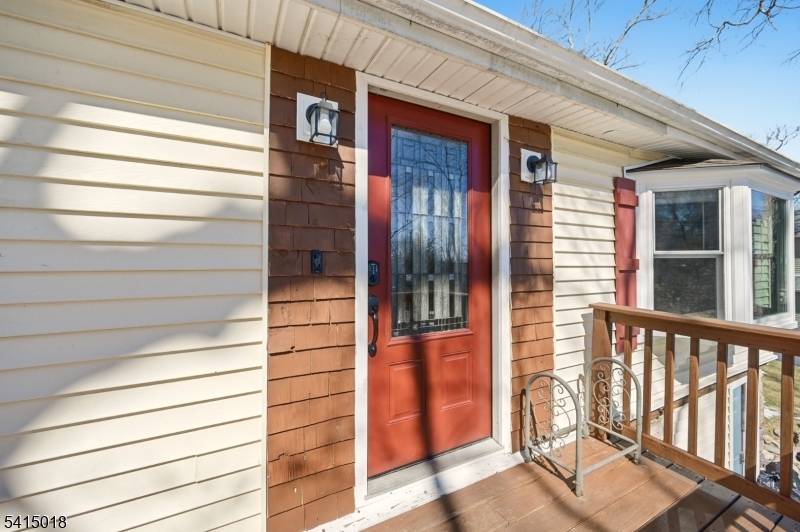 Lindy's Lake - Residential