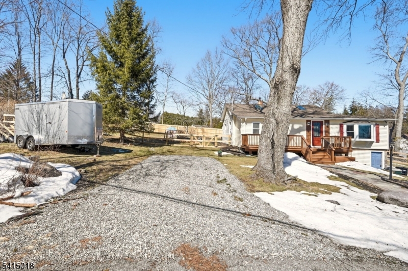 Lindy's Lake - Residential