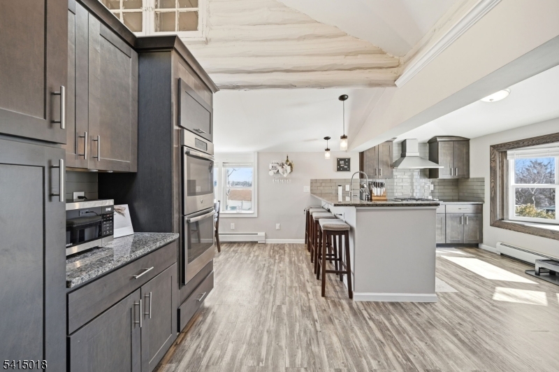 Lindy's Lake - Residential