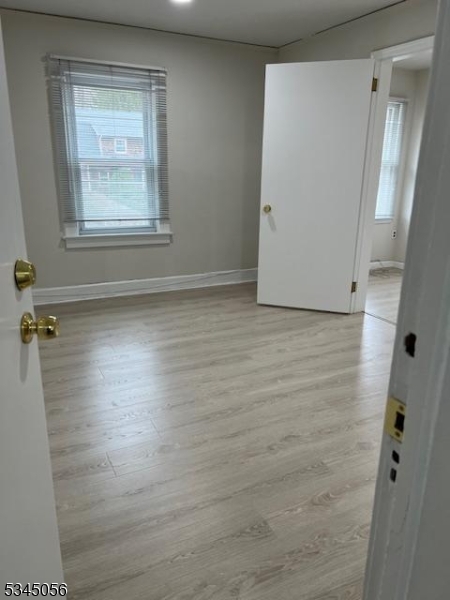 Business District - Commercial Lease