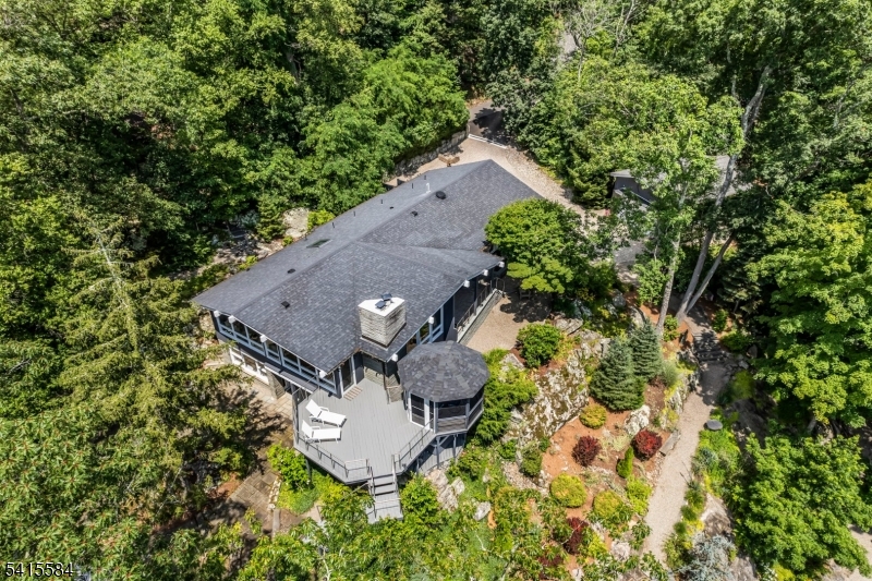 AIR CASTLE ISLES - Residential