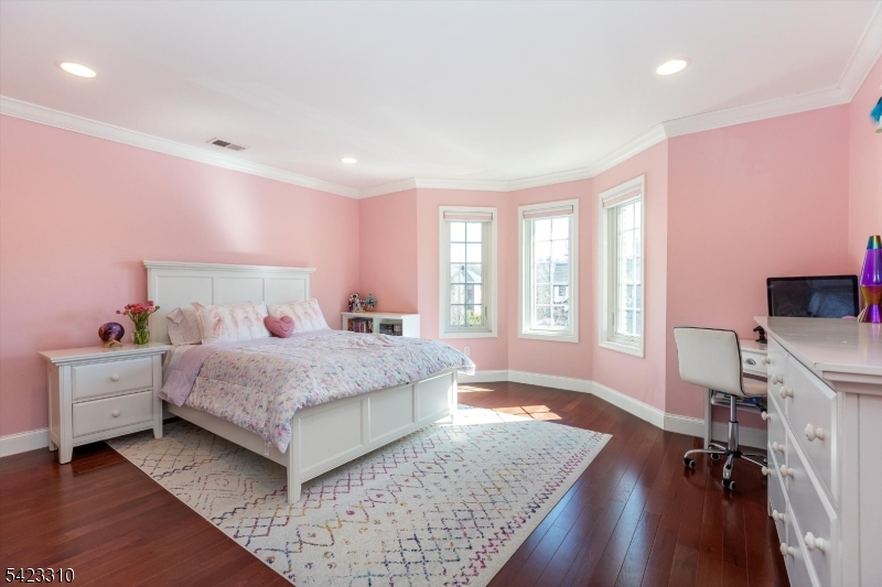 Bel Air - Residential