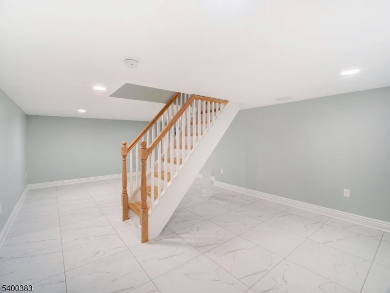 Allwood - Residential Lease