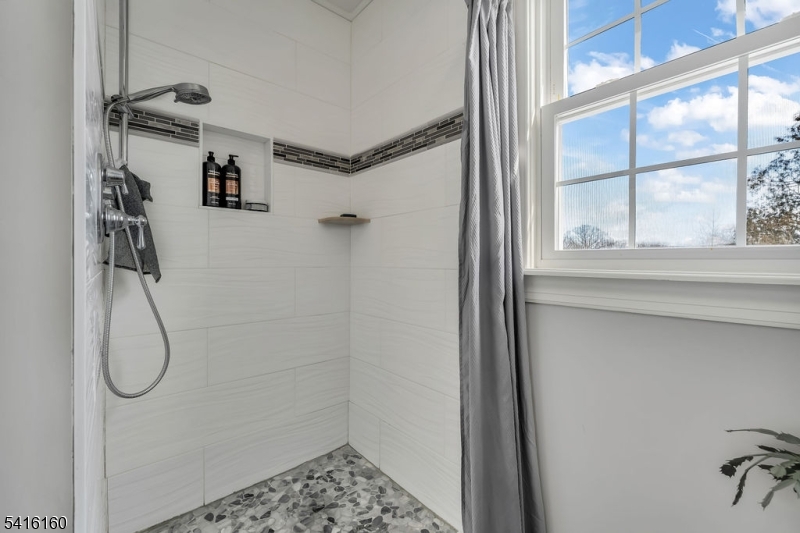 Redwood - Residential