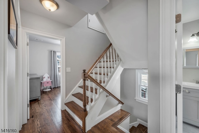 Redwood - Residential