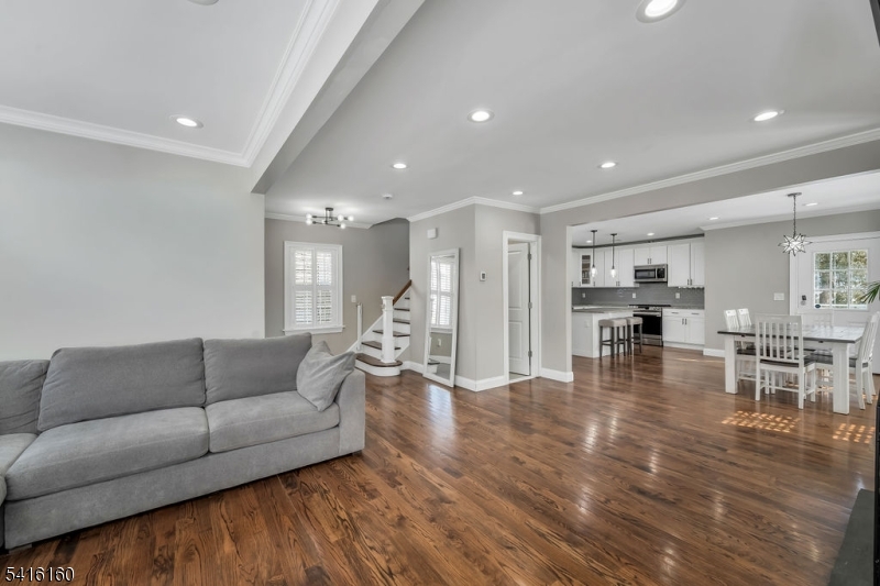 Redwood - Residential