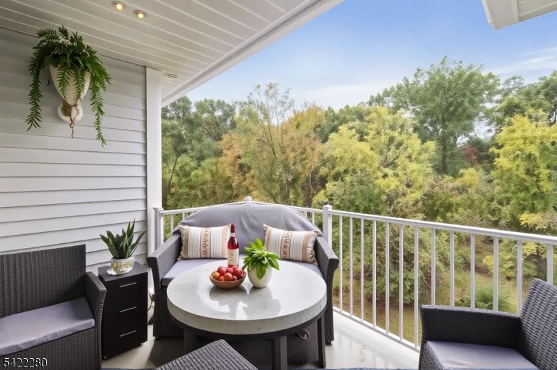 Society Hill/Somerset 03 - Residential