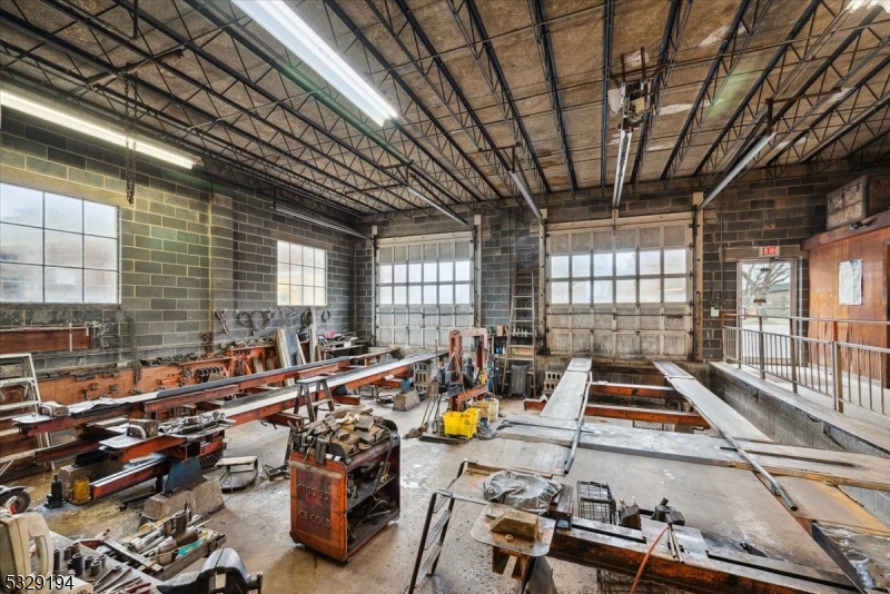 Middlesex Boro, New Jersey 08846, United States, ,Commercial,Pending,23962