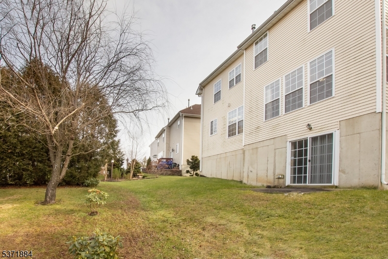 Woodfield Estates - Residential Lease