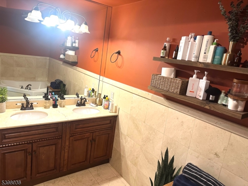 Chestnut Street - Residential