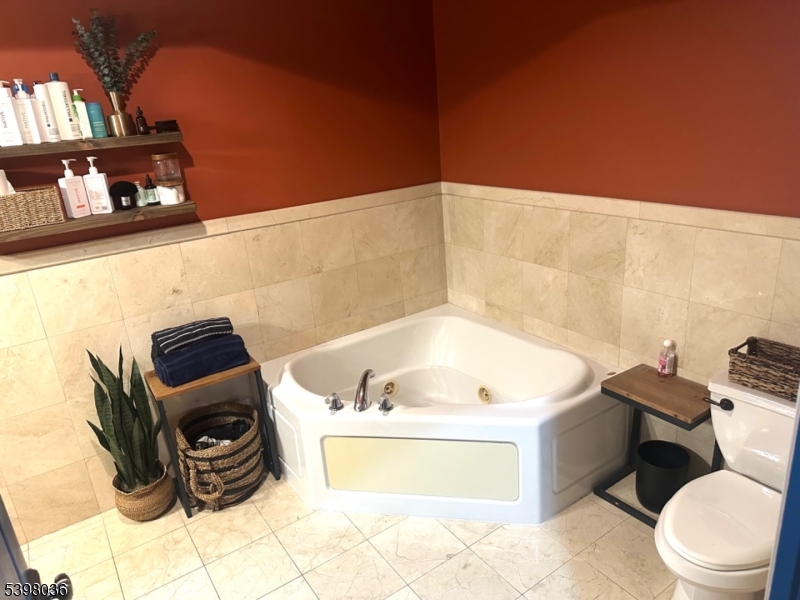 Chestnut Street - Residential