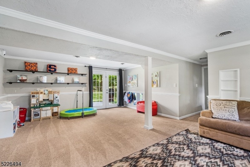 White Meadow Lake - Residential