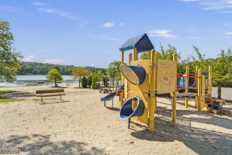 White Meadow Lake - Residential