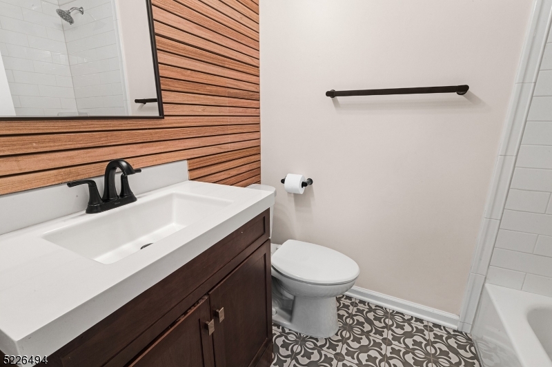 White Meadow Lake - Residential