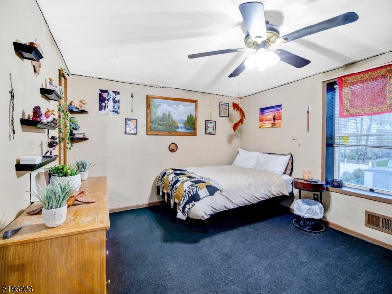 BEACON HILL - Residential