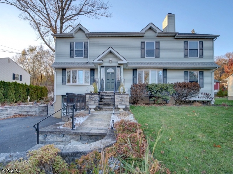 BEACON HILL - Residential