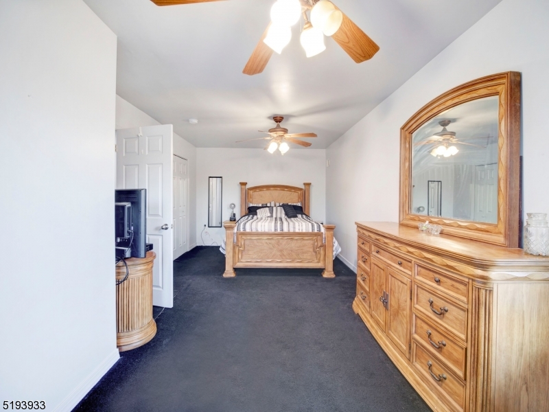 BEACON HILL - Residential