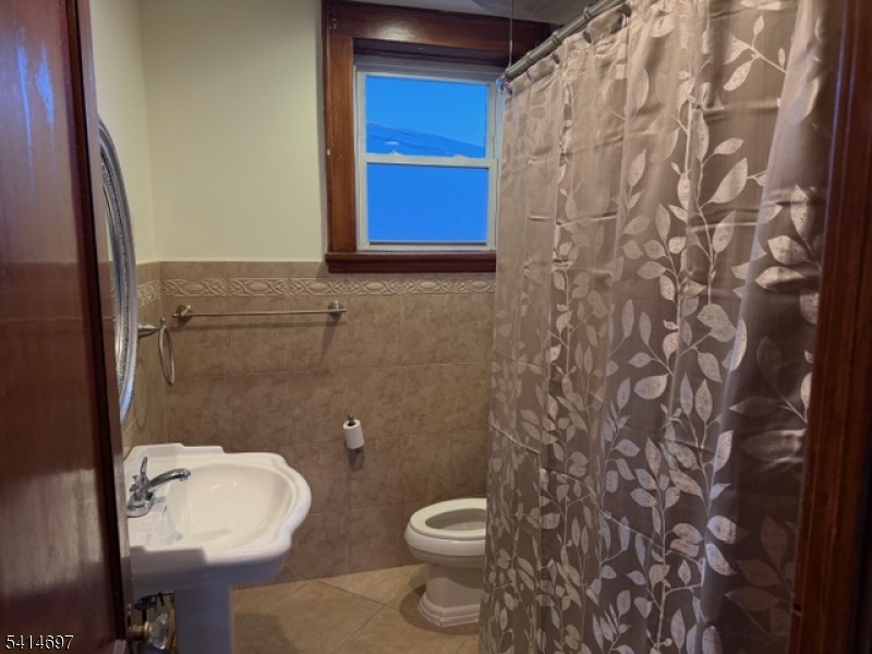 People's Park - Residential Lease