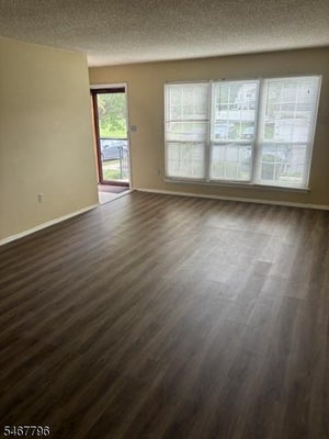 96 AMETHYST WAY, FRANKLIN PARK, NJ 08823 - Image 5949d8dcfc8e793ea1e66375c3f0bb5c/2328110343