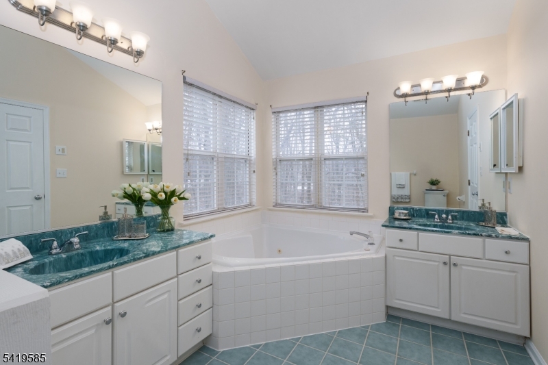 WoodsEdge - Residential