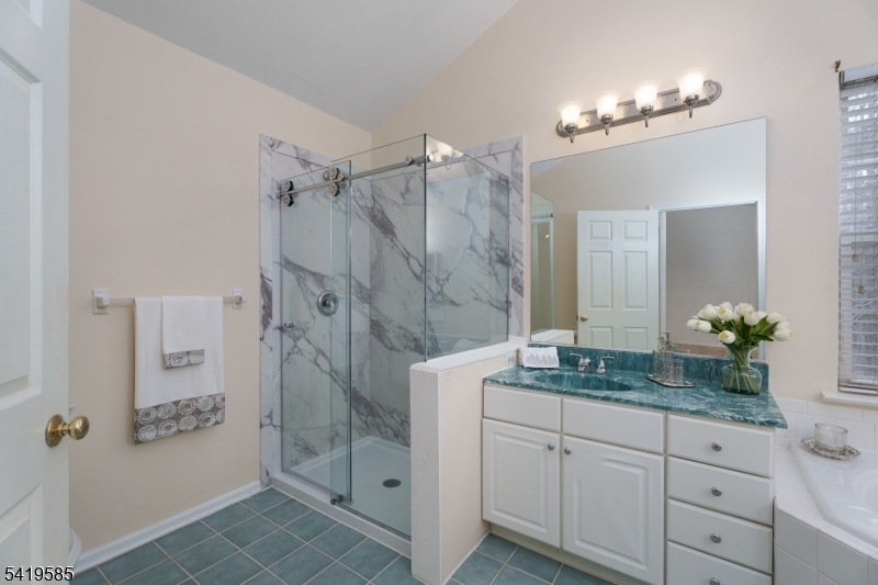 WoodsEdge - Residential