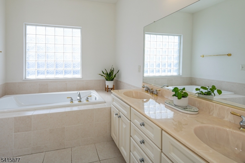 Clubside - Residential