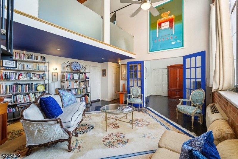 Lakeview - Residential