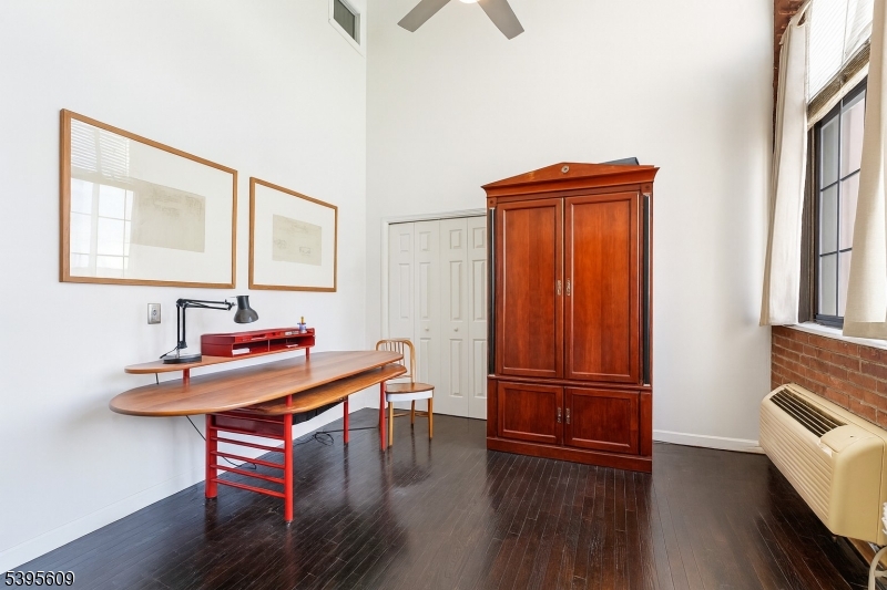 Lakeview - Residential