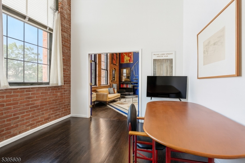 Lakeview - Residential