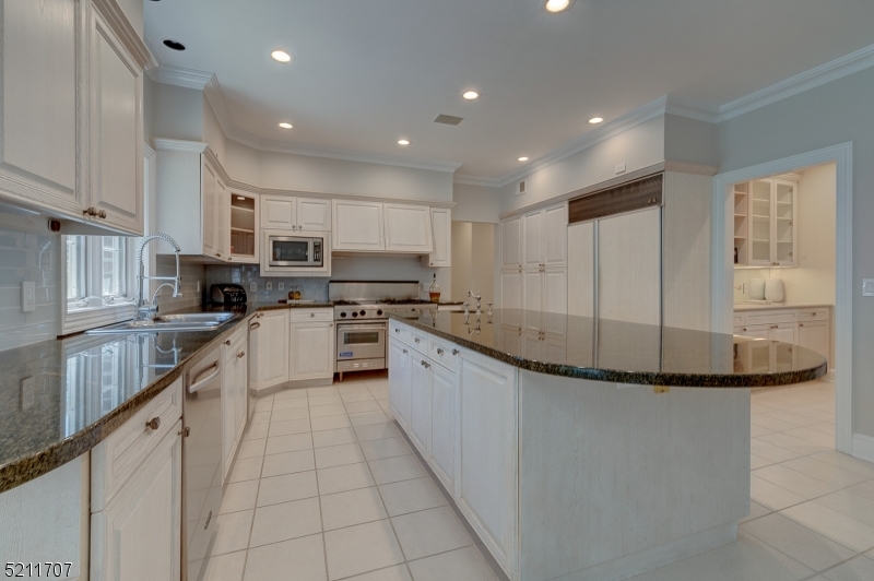 Bel Air - Residential