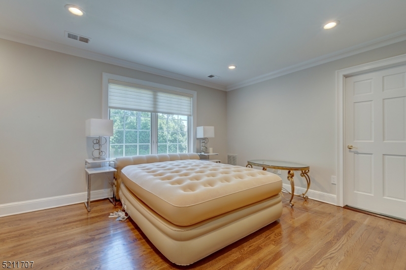 Bel Air - Residential