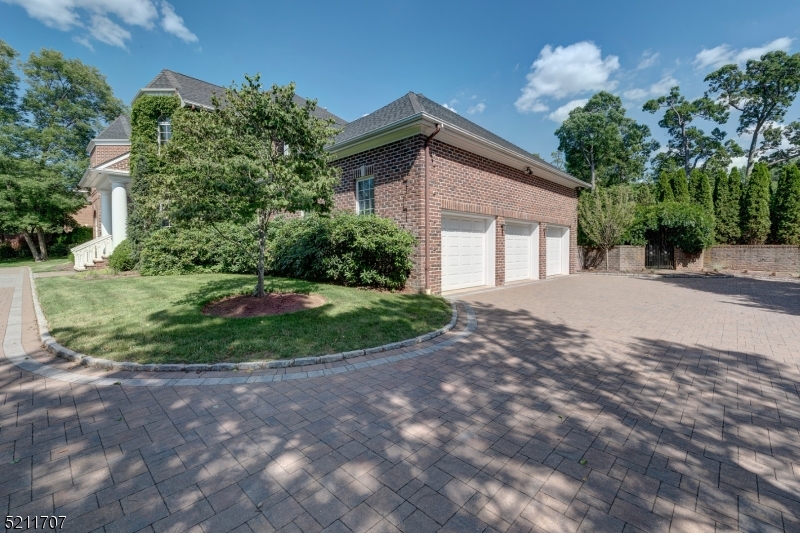 Bel Air - Residential