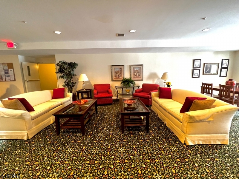 Fox Hills - Residential