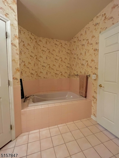 Fox Hills - Residential