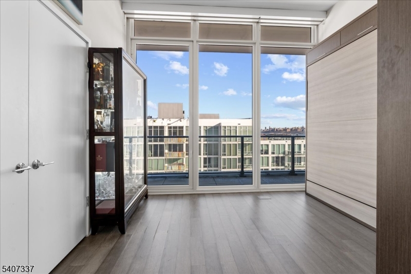 Port Imperial - Residential