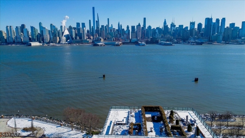 Port Imperial - Residential