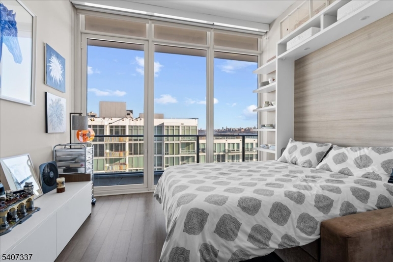 Port Imperial - Residential