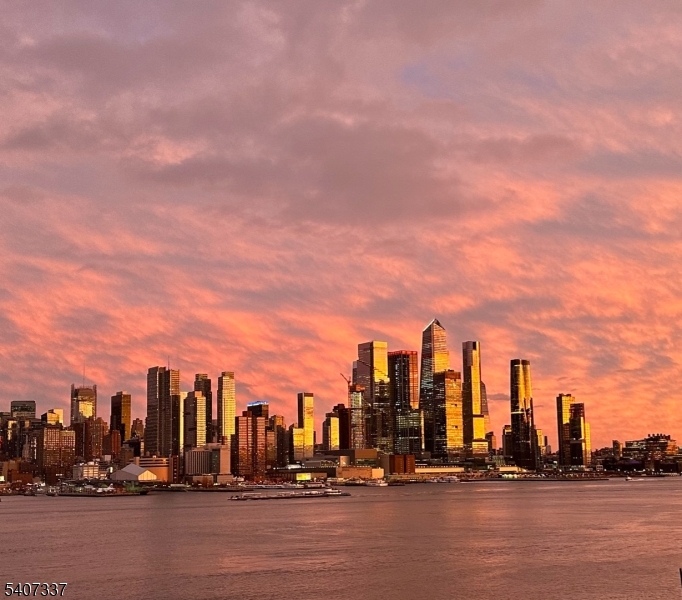 Port Imperial - Residential