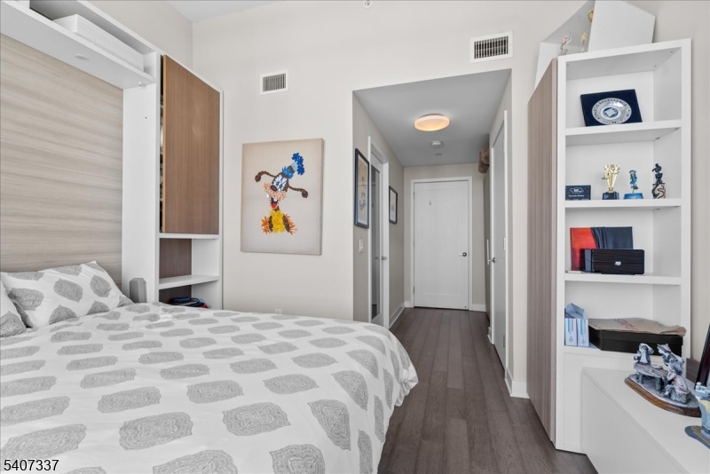 Port Imperial - Residential