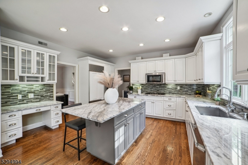 Rolling Hill - Residential