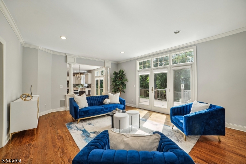 Rolling Hill - Residential