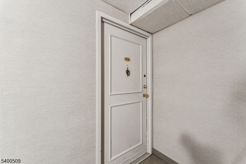 Presidential Towers - Residential