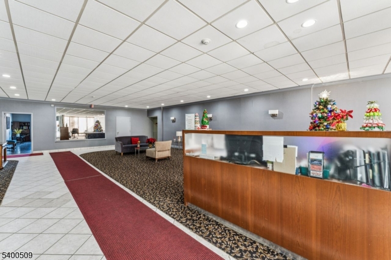 Presidential Towers - Residential