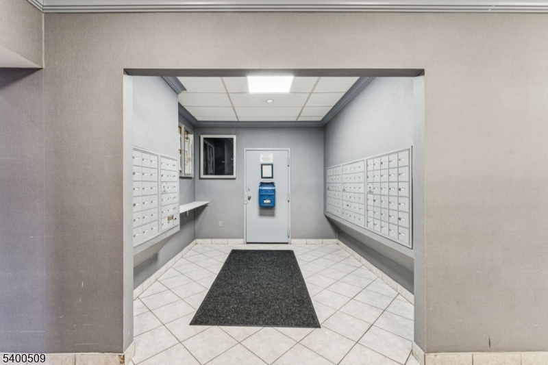 Presidential Towers - Residential