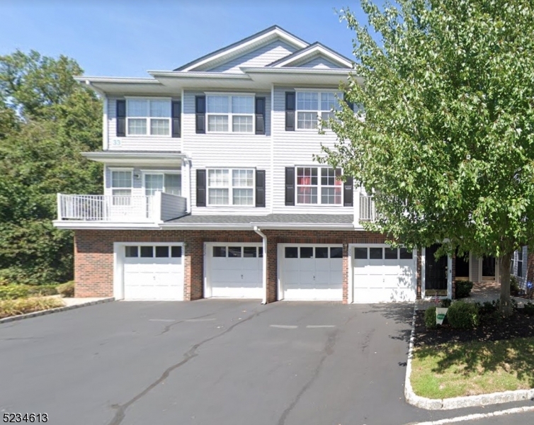 View Denville Twp., NJ 07834 townhome